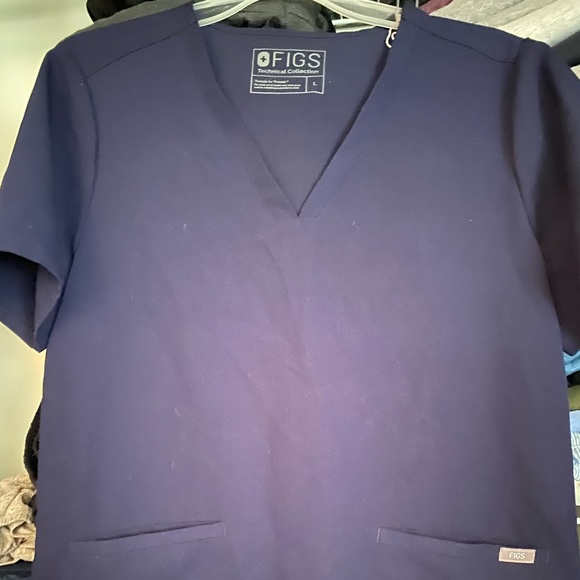 Figs Other - Figs. Casma scrub top. Navy
